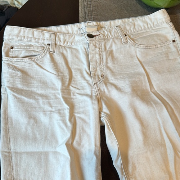 Banana Republic cream denim lose fit - Picture 3 of 5